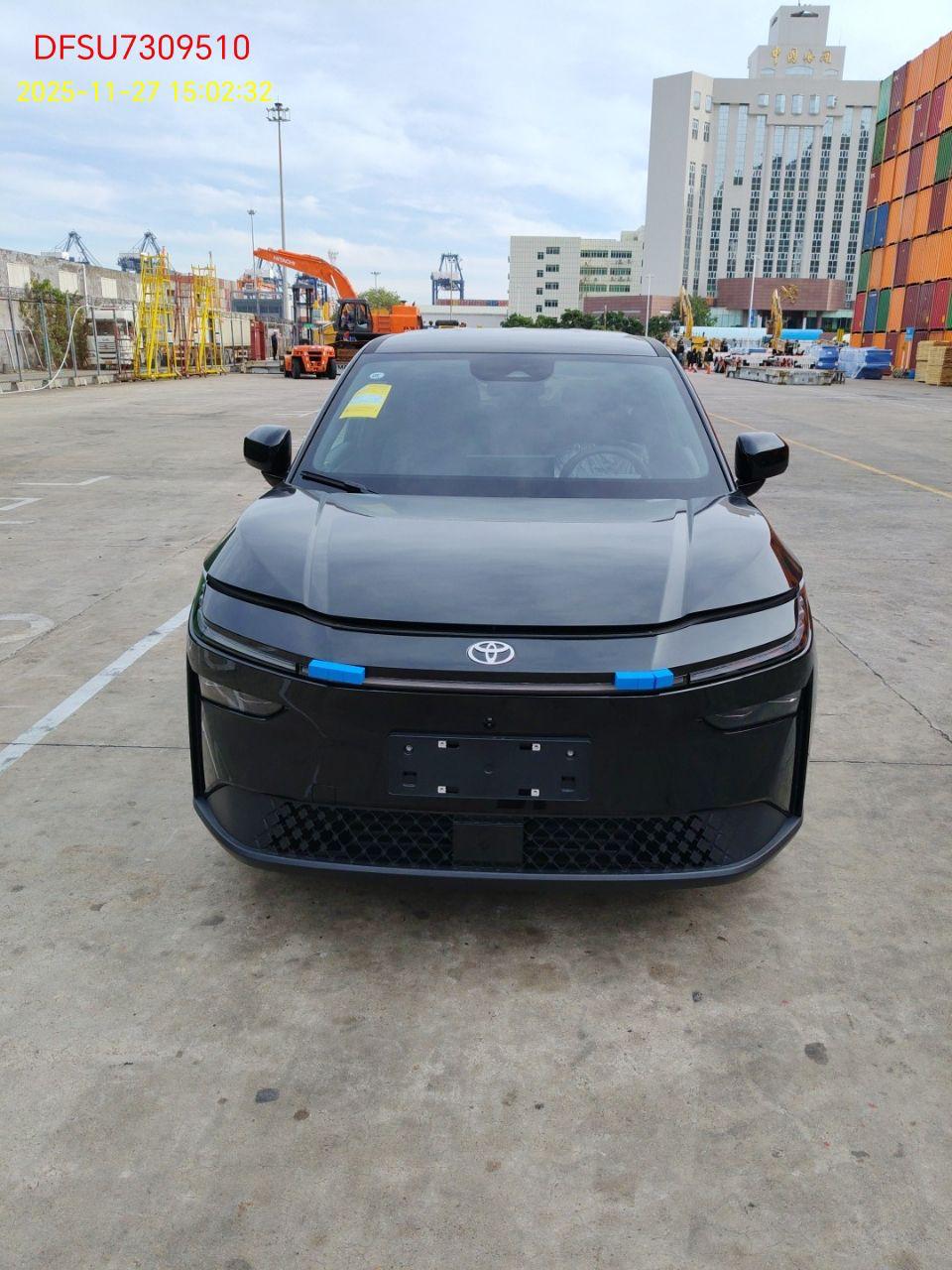 Toyota bZ Crossover — Negro